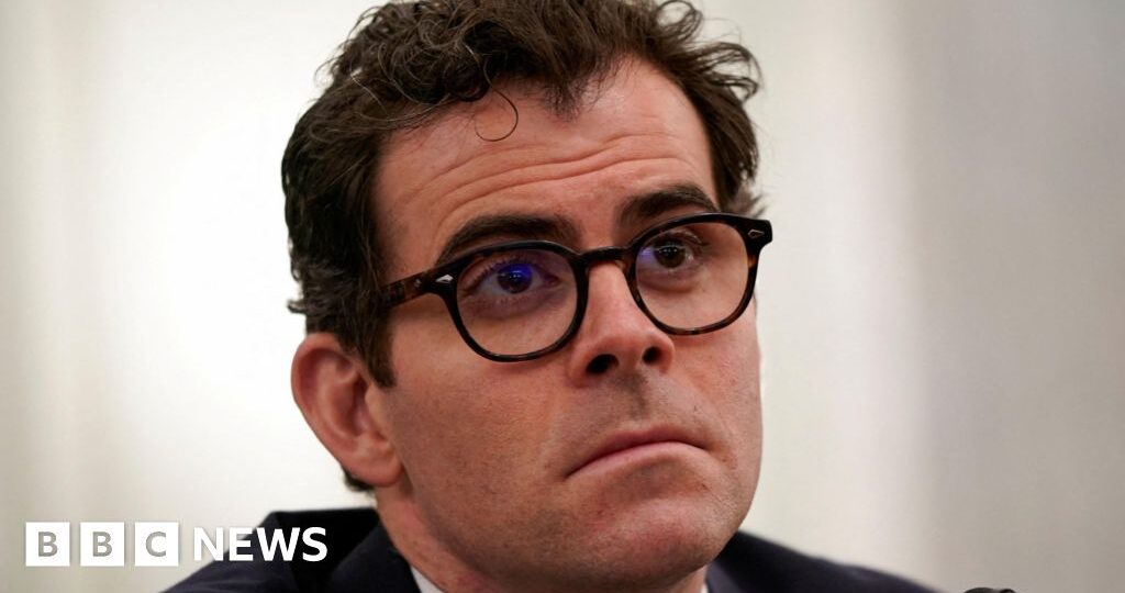 Instagram-boss-16-hours-of-daily-use-is-problema