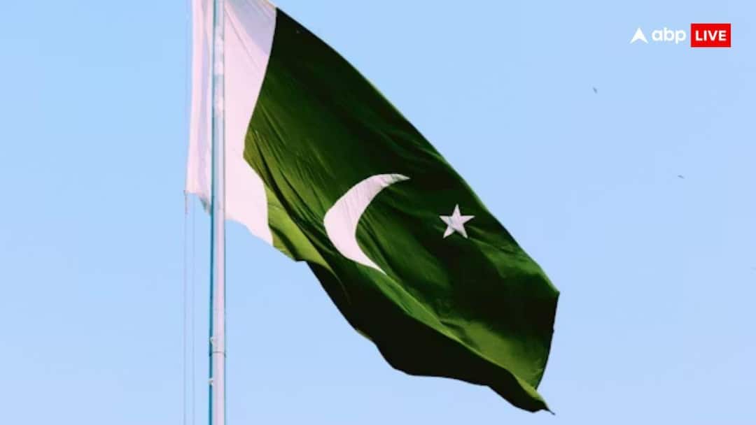 पहले से महंगाई की मार झेर रहा पाकिस्तान, अब इस देश ने कह दिया 2 अरब डॉलर कर्ज चुकाओ, अब क्या विकल्प