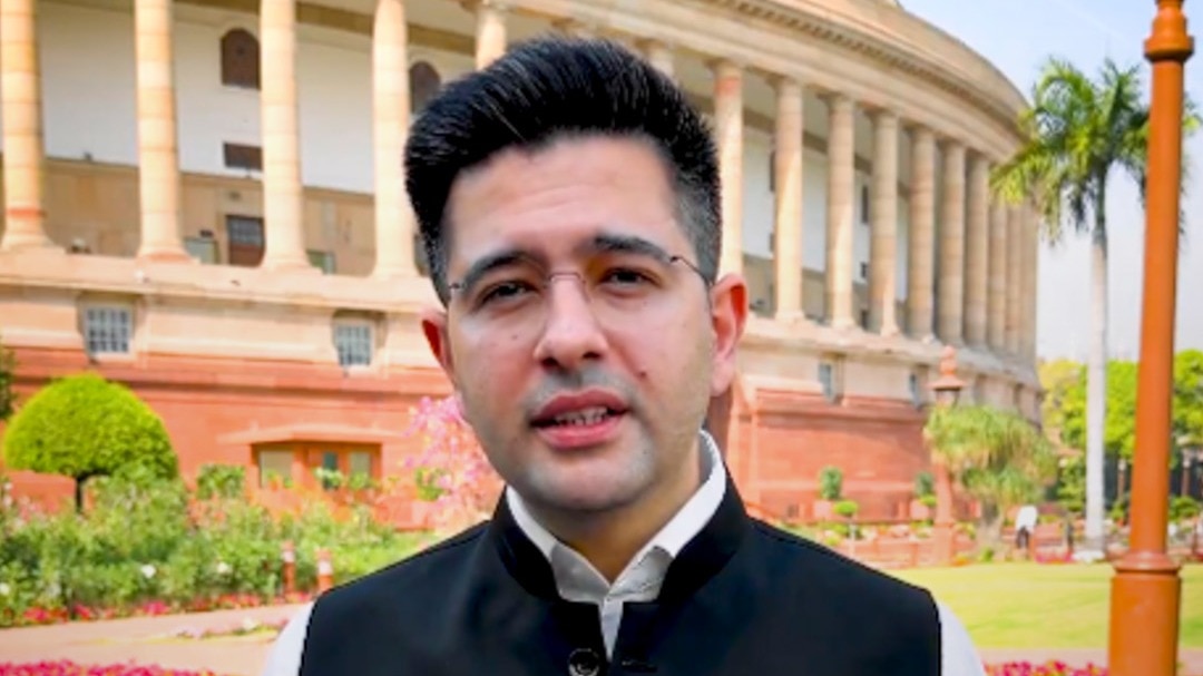 AAP में राघव चड्ढा विवाद तेज, नेताओं के बीच टकराव बढ़ा