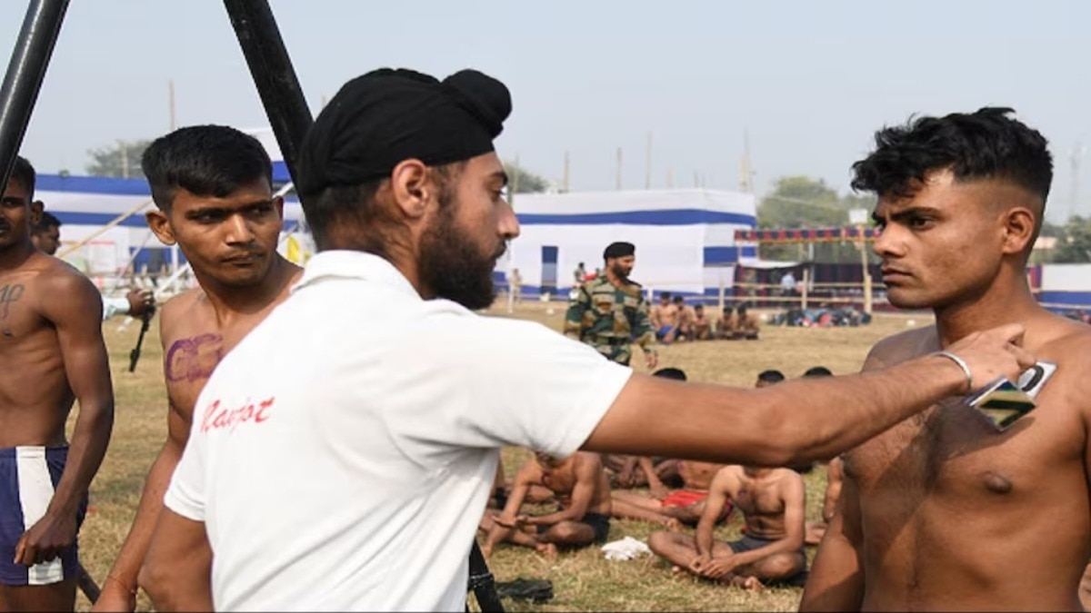 UP पुलिस में 81,000 भर्ती: CM योगी का युवाओं को बड़ा तोहफा