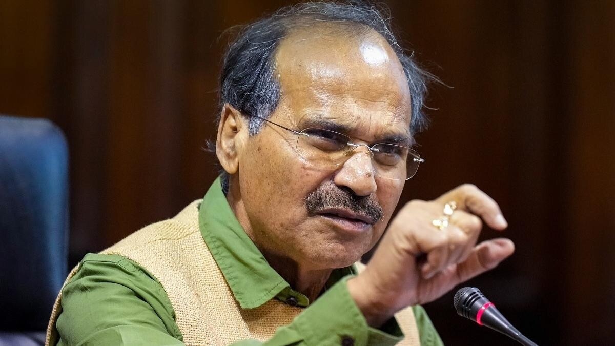 मुर्शिदाबाद में बवाल, अधीर रंजन ने TMC कार्यकर्ताओं पर लगाया हमले का आरोप