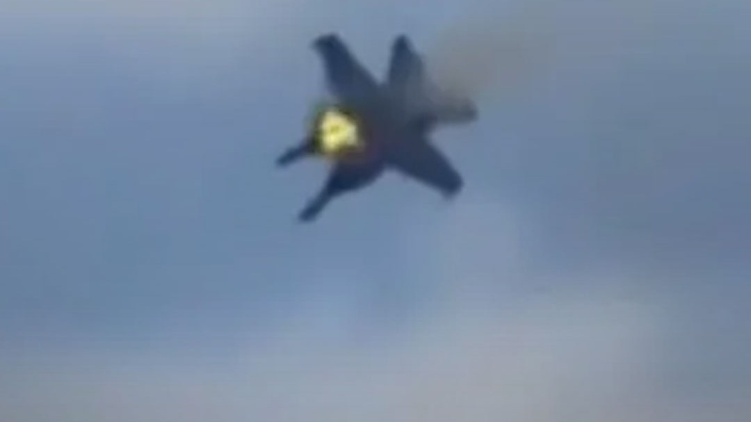 us-air-show-crash-aaa-aay-aaya-aya