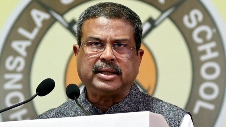 धर्मेंद्र-प्रधान-क