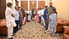टीएमसी विद्रोहियों और एनसीपीआई के बहाने, भारत के हज़ारों ‘काग़ज़ी दलों’ की पड़ताल…