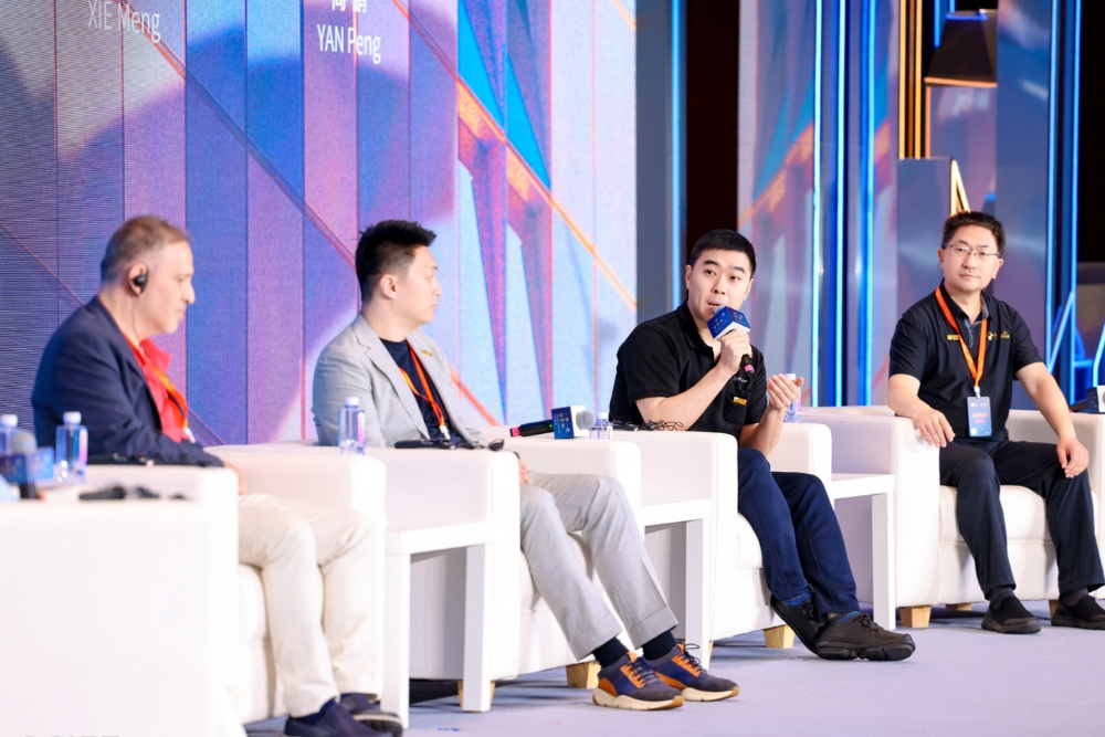 Chinese Filmmakers Face Red Tape, Cultural Barriers in International Co-Productions, Shanghai Panel Finds