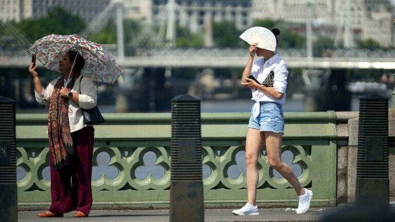 aayaaya-aaya-aayeayauayau-aay