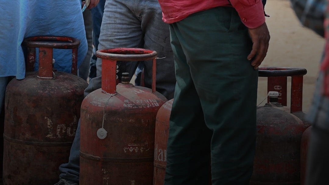 lpg-aayaaaaaya-aay-aaa-aa