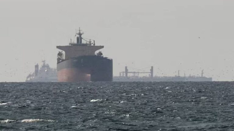 Iran to Impose Maritime Fees on Hormuz Transit Under New US Deal