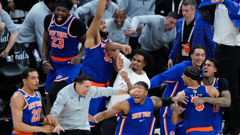 Knicks crowned NBA champions for first time in 53 years