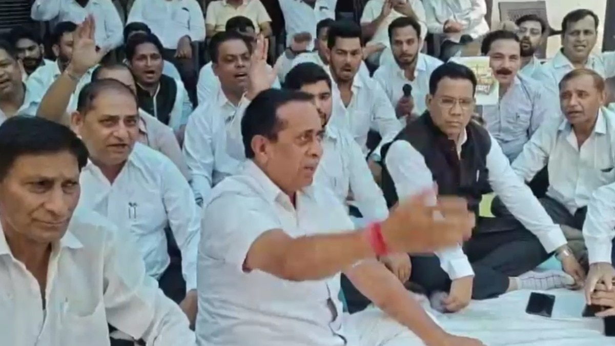 गाजियाबाद-में-वकील