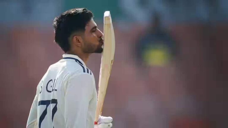 दो-ICC-ट्रॉफी-जीतकर-ल