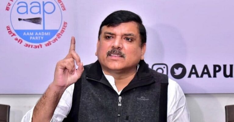 पेपर-लीक-के-धंधे-मे