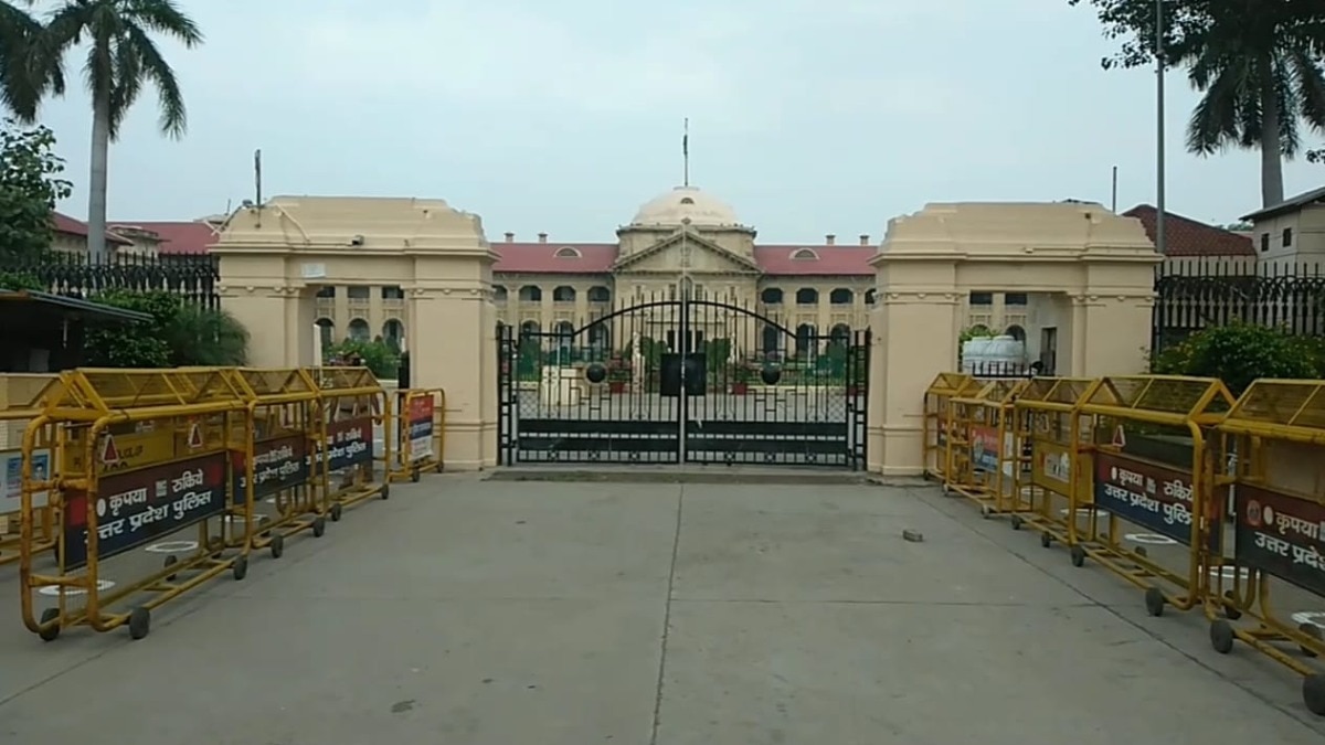 49-साल-पहले-ली-थी-300-रु