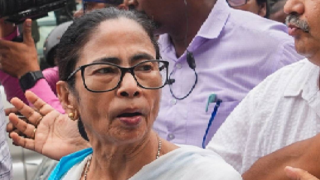 TMC-की-फंडिंग-पर-ED-की-ब