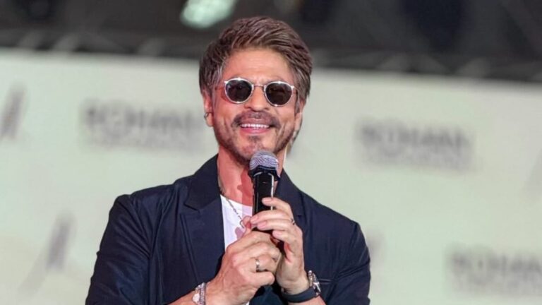 shah-rukh-khan-aaaaaya-aaa-aa