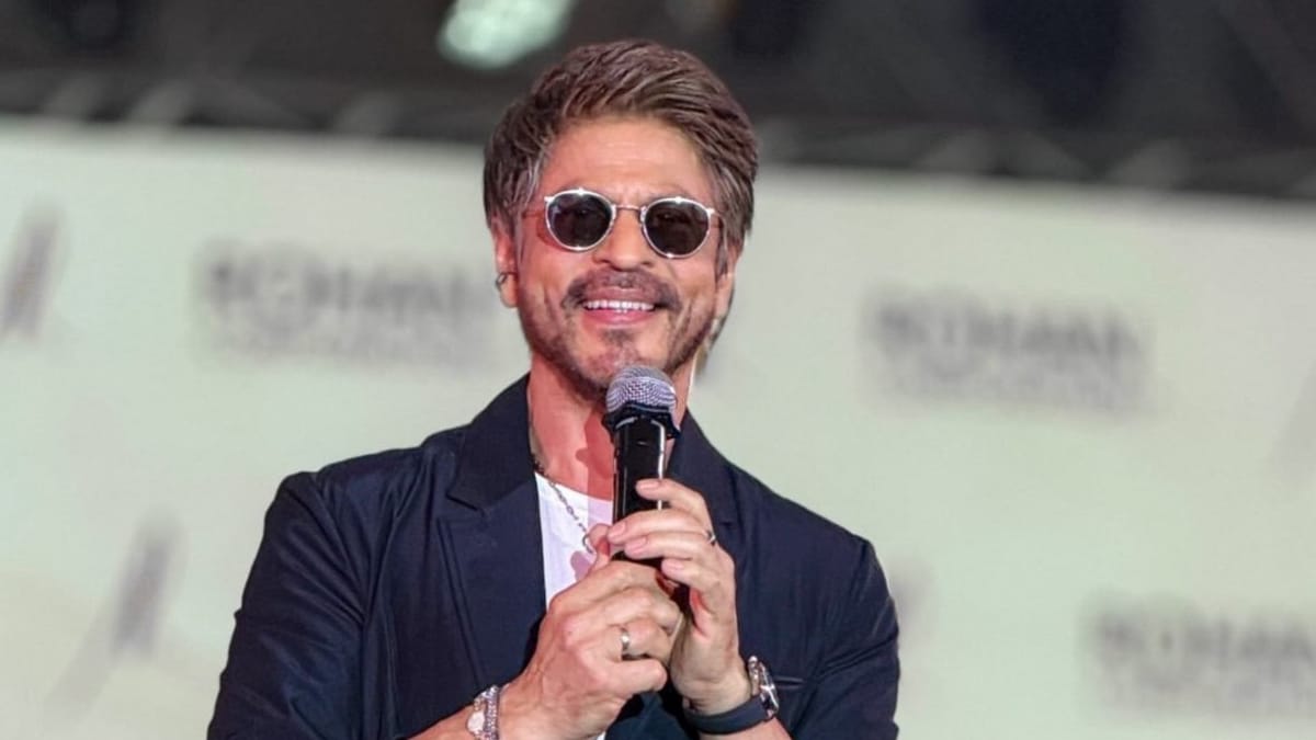 shah-rukh-khan-aaaaaya-aaa-aa