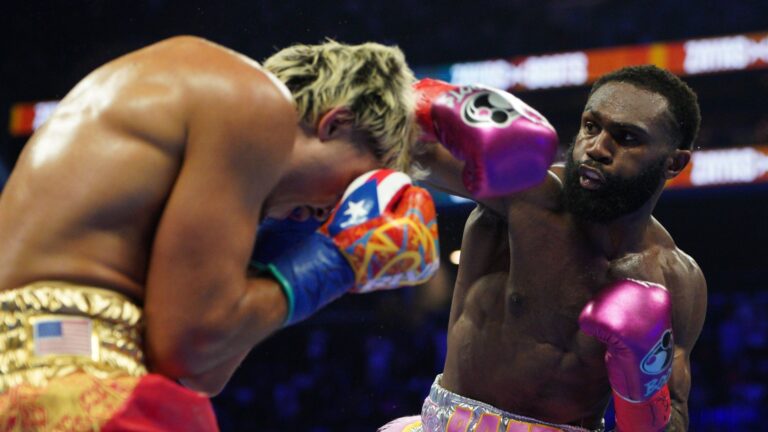 Ennis KOs Zayas to unify WBA and WBO titles as Whittaker stops Rivera