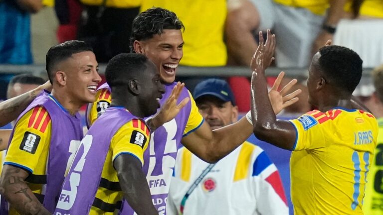 Colombia in front against Ghana LIVE!