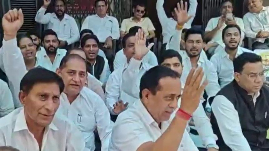 गाजियाबाद-में-वकील