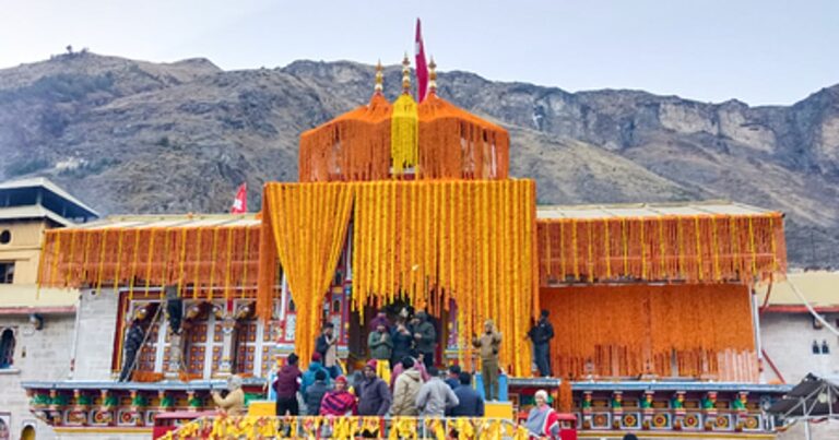 बद्रीनाथ-धाम-चढ़ाव
