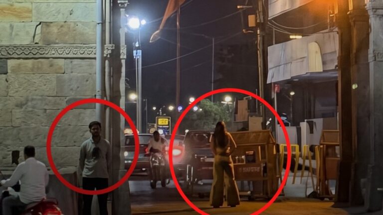 वडोदरा-में-छात्रों