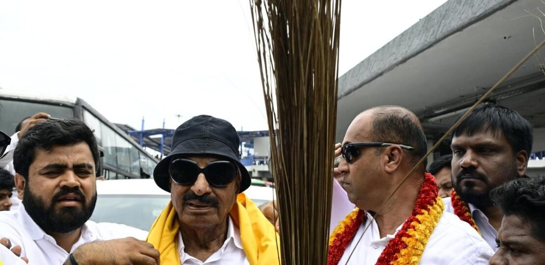 Karnataka Bandh Unlikely to Disrupt Normal Life as Most Organisations Extend Only Moral Support