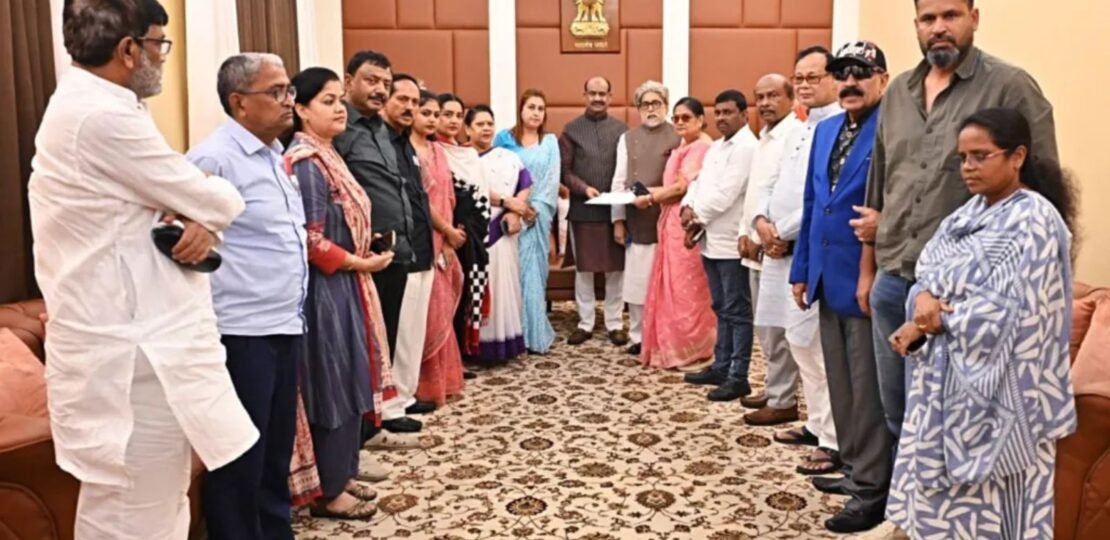 Lok Sabha’s 7-day Deadline for Tmc Rebels to Reply to Disqualification Push