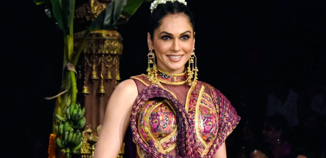 Bollywood Wrap‑up: Isha Koppikar’s Patriotic Video, Raj Kundra’s Jail Confession and Ntr Jr’s Heart‑breaking Farewell to His Dog
